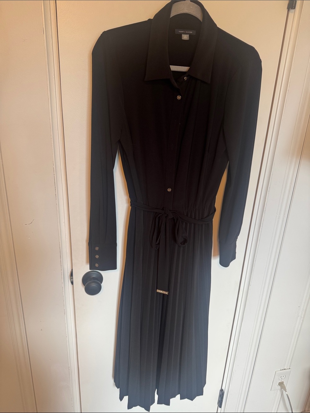 Tommy Hilfiger Women’s Black Long-Sleeve Pleated Shirt Dress